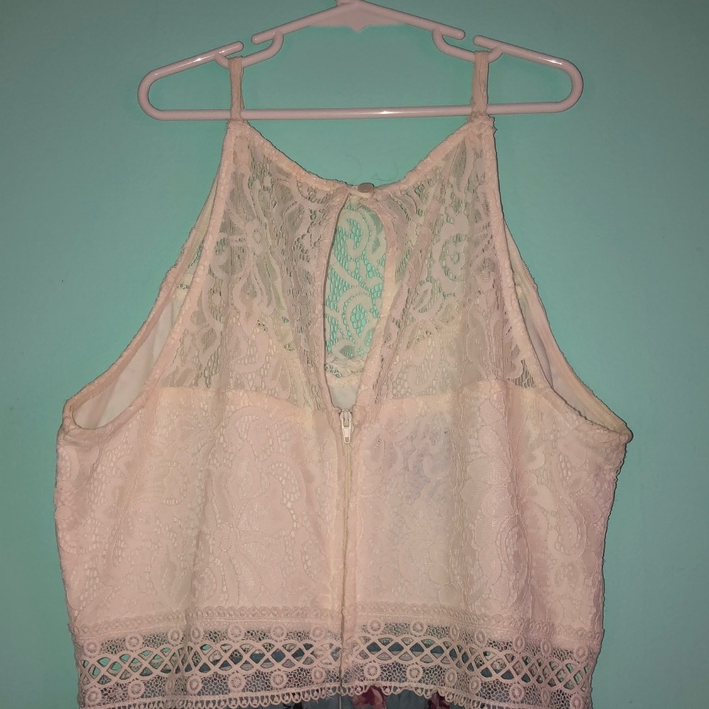 Too big. - Picture 3 of 4